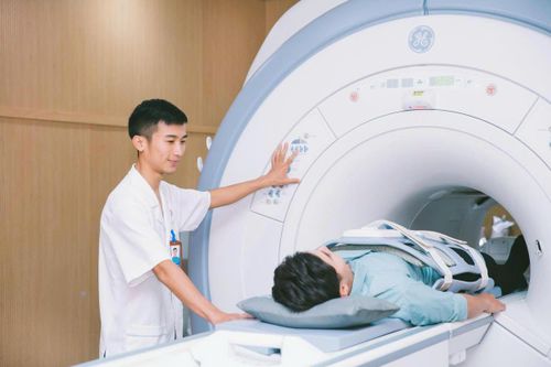 Bệnh viện triển khai các dịch vụ siêu âm tổng quát và chuyên sâu, gồm siêu âm màu, siêu âm Doppler, siêu âm 3D-4D. (Ảnh: BS)