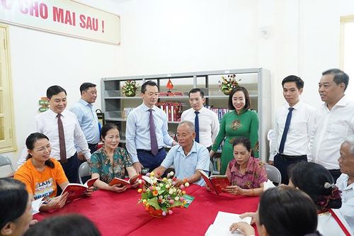 Mô hình “Nhà văn hóa hạnh phúc” tại phường Phúc Lợi. Ảnh: Linh Phạm