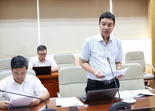 Đại diện lãnh đạo Vụ BHYT phát biểu.  (Ảnh: Trần Minh)