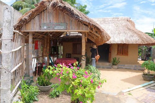 Một góc homestay nhà tranh tại Gò Cỏ