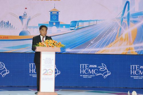  Phó Chủ tịch thường trực UBND TPHCM Nguyễn Lộc Hà phát biểu khai mạc 