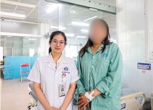 Người bệnh bình phục sau điều trị