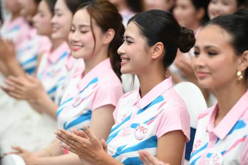 Thủ môn Patrik Lê Giang và Khổng Minh Gia Bảo là những gương mặt đáng chú ý bên phía CLB Công an TPHCM. Sự góp mặt của các tuyển thủ trong đội hình hai CLB giúp trận đấu có thêm sức hút với người hâm mộ, trong đó có các thí sinh Hoa hậu Việt Nam.