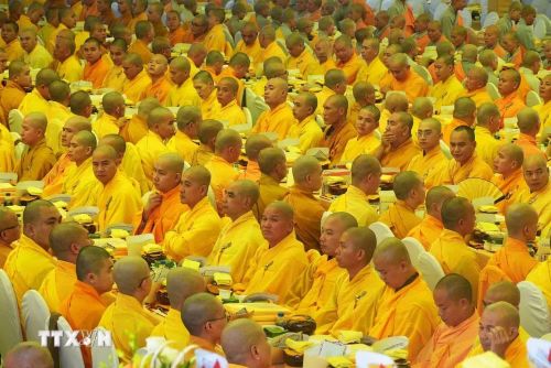 Chư ni dự Lễ cúng dường nhân Đại lễ Vu Lan 2026 ở Chùa Từ Đàm, phường Thuận Hóa, thành phố Huế. (Ảnh: Nguyên Lý/TTXVN)