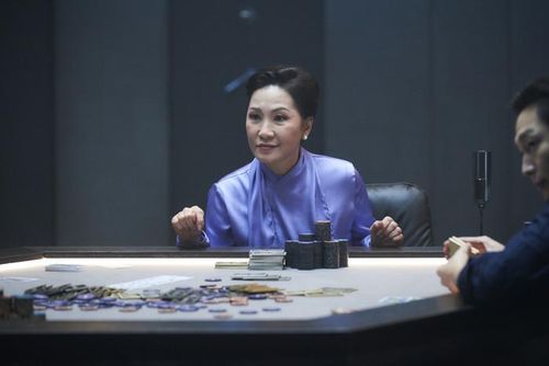 Trong Tazza 4, Hồng Đào vào vai Chủ tịch Thảo, người đứng sau một đế chế kinh doanh khổng lồ. 