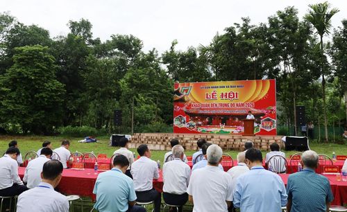 Quang cảnh buổi lễ.