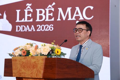 TS.KTS. Phan Đăng Sơn, Chủ tịch Hội Kiến trúc sư Việt Nam phát biểu chúc mừng thành công của DDAA 2026
