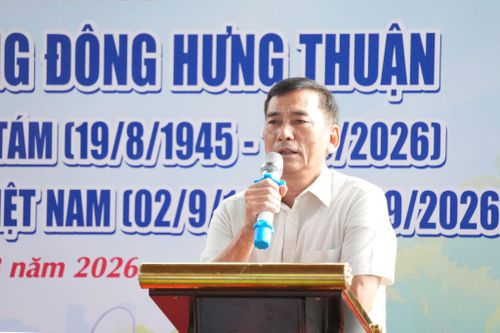 Đại diện người dân khu phố 18 chia sẻ tại buổi lễ