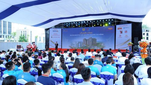 Toàn cảnh buổi lễ.