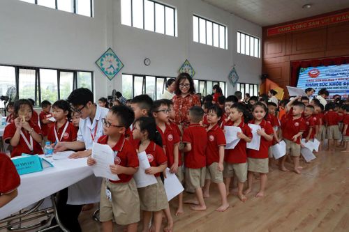 Trong năm 2026, phường Vĩnh Hưng sẽ triển khai khám miễn phí cho hơn 18.000 trẻ em trên địa bàn. Ảnh: PV