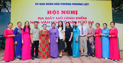 Các đại biểu tham dự lễ ra mắt. Ảnh: NT