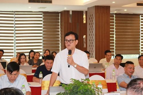 Đại biểu đóng góp ý kiến tại hội nghị. Ảnh: Mimosa