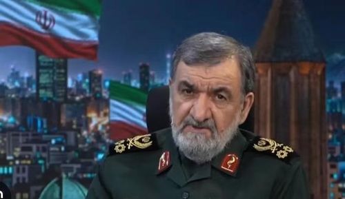 Thư ký Hội đồng An ninh Quốc gia Tối cao Iran Mohsen Rezaei ngày 27/8 bác bỏ cáo buộc cho rằng Tehran có kế hoạch nhắm tới Barron Trump, con trai út của Tổng thống Mỹ Donald Trump.
