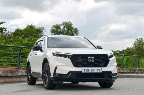  Dòng phiên bản Hybrid của Honda CR-V chuyển từ nhập khẩu Thái Lan sang lắp ráp trong nước. Ảnh: Phúc Hậu. 
