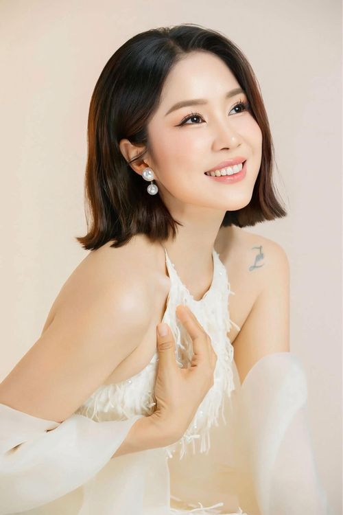 Sau hai thập kỷ gắn bó với nghề, Lê Phương ngày càng khẳng định thực lực về diễn xuất. Cô tham gia đều đặn vào các dự án phim cả mảng điện ảnh lẫn truyền hình. Ngoài ra, Lê Phương còn hoạt động tích cực ở sân khấu kịch. Sau khi Thiên Đăng đóng cửa, Lê Phương mới đây công bố thông tin sẽ đầu quân về sân khấu kịch mới của Thành Lộc. "Cảm thấy quá may mắn vì đã đủ sức khoẻ để làm việc. Dưỡng sức để tiếp tục chinh phục những điều ước ao", cô chia sẻ về cột mốc mới.