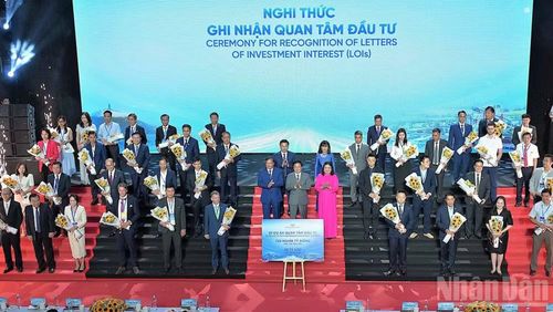 Lãnh đạo tỉnh Tây Ninh ghi nhận tâm tư của các doanh nghiệp.