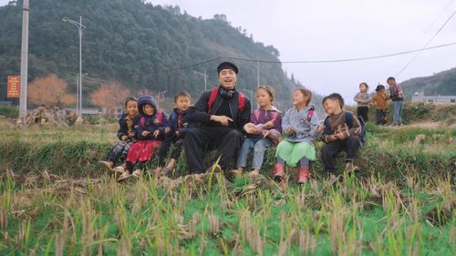  Dương Quốc Hưng kể tình yêu Tổ quốc qua những miền đất Việt 