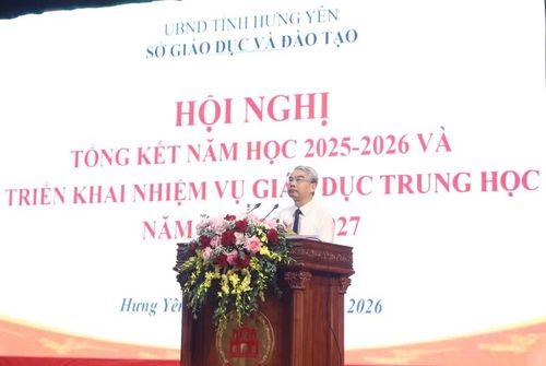 Ông Phạm Đồng Thụy - Giám đốc Sở GD&ĐT Hưng Yên kết luận hội nghị.