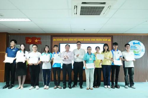 Những ý tưởng gắn với nông nghiệp, giáo dục, du lịch, thực phẩm và công nghệ xanh đã tạo nên một vòng thi sôi nổi.