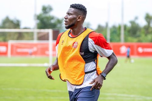 Michael Olaha là một trong 5 ngoại binh cập bến Công an TPHCM trong kỳ chuyển nhượng hè. Anh chuyển tới sau nhiều năm khoác áo SLNA. Olaha đã quen với bóng đá Việt Nam và nhiều cầu thủ Việt, do đó không gặp khó khăn để hòa nhập ở môi trường mới. Trong các ngoại binh của Công an TPHCM, Olaha thể hiện tốt nhất.