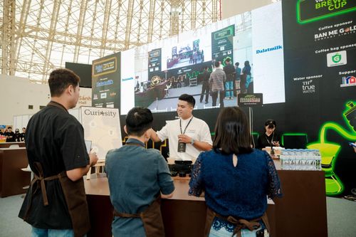 Các cuộc thi đấu pha chế luôn là điểm nhấn tại các triển lãm F&B. Ảnh minh hoạ