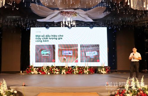 Đại diện chủ thể quyền phân tích dấu hiệu nhận biết hàng hóa giả mạo tại hội thảo