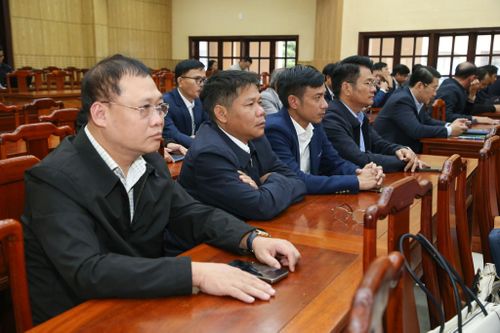 Các đại biểu tham dự hội nghị