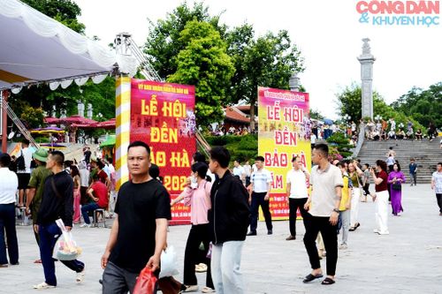 Lễ hội Đền Bảo Hà đóng vai trò hạt nhân quan trọng giúp địa phương từng bước trở thành trung tâm du lịch tâm linh, văn hóa trọng điểm của khu vực Tây Bắc. Ảnh: Quốc Hồng