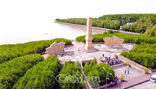 Các công ty du lịch tổ chức các tour, tuyến du lịch kết nối, đưa du khách đến Khu Du lịch Mũi Cà Mau.