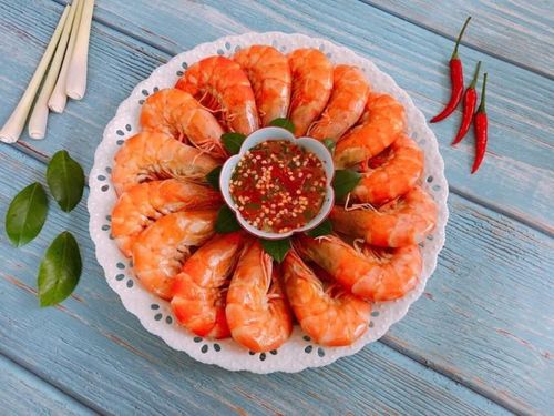 Nếu cho tôm vào nước lạnh từ đầu thì sao? Ảnh minh họa.