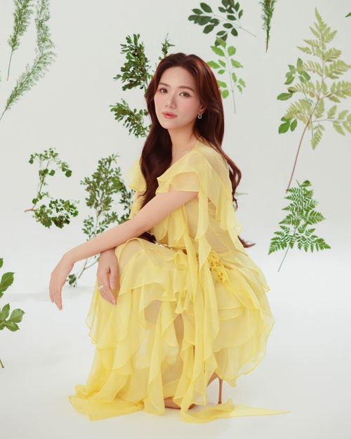 Thùy Chi không xem đây là sự trở lại mà là sự tiếp nối đam mê và tình yêu âm nhạc của cô. Ảnh: FBNV.