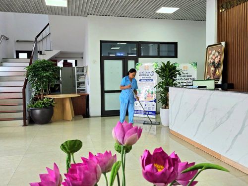 Bên trong Cơ sở luôn được lau dọn sạch sẽ