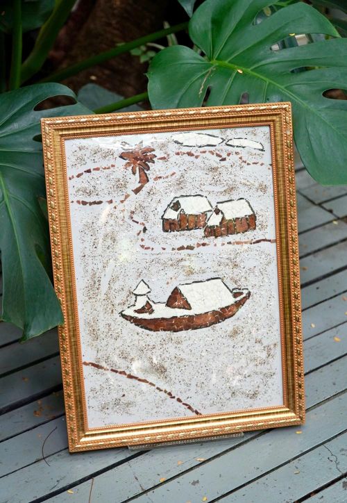 Tác phẩm được làm từ vỏ trứng