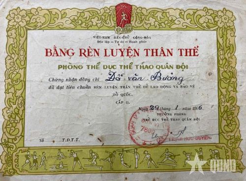 Chứng nhận rèn luyện thân thể của Quân đội cấp cho liệt sĩ Đỗ Văn Bưởng.