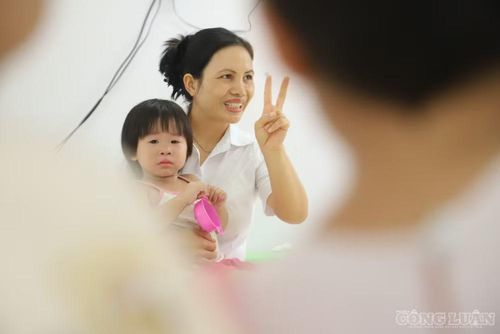 Với những giáo viên đã dành hàng chục năm đứng lớp như cô Hương, mỗi chính sách được triển khai không chỉ là thêm một khoản hỗ trợ, mà còn là sự ghi nhận đối với một công việc nhiều vất vả nhưng ít khi được nhìn thấy hết phía sau cánh cửa lớp học.