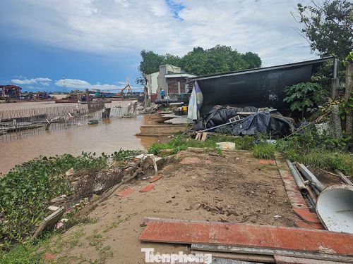 Khu vực sạt lở tại phường Cao Lãnh, Đồng Tháp.