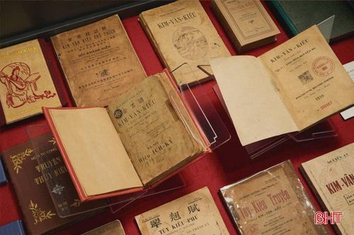 Một số bản in cổ của Kim Vân Kiều và Truyện Kiều phản ánh hành trình lan tỏa của kiệt tác qua nhiều thời kỳ.