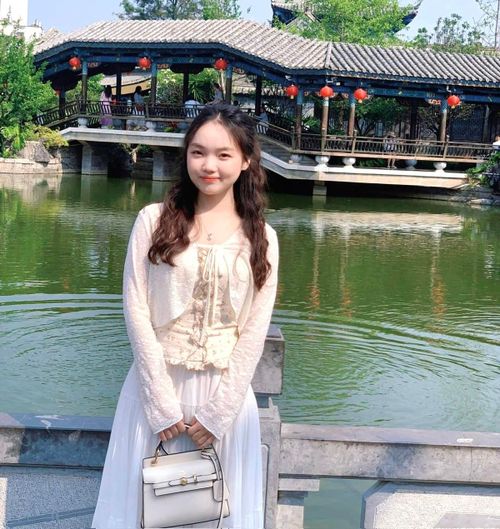 Nguyễn Thị Hoài Thương, trong một chuyến đi du lịch cùng công ty