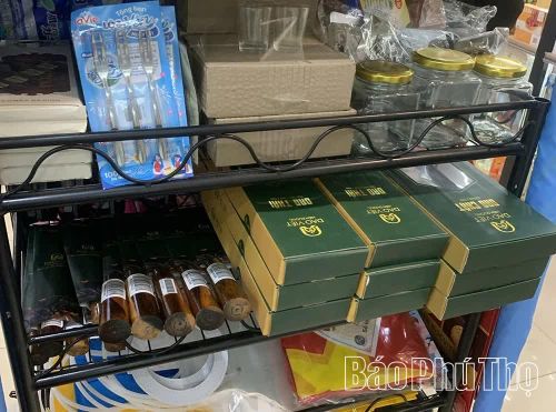 Các sản phẩm được trưng bày, giới thiệu tại siêu thị trong tỉnh.