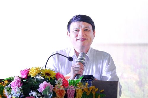 Đồng chí Đặng Ngọc Hậu, Phó Chủ tịch UBND tỉnh, phát biểu tại khai mạc Chợ phiên Muổi Nọi.