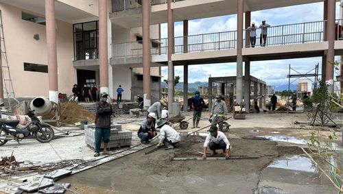 Tiến độ giải ngân đầu tư công được cải thiện qua từng giai đoạn.