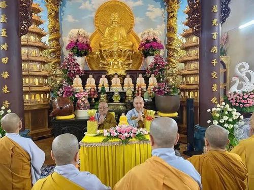 Khánh tuế đến chư Ni 