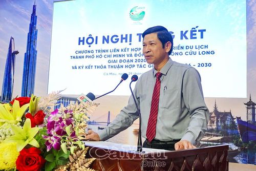 Đồng chí Hồ An Phong, Thứ trưởng Bộ Văn hoá, Thể thao và Du lịch phát biểu tại chương trình.