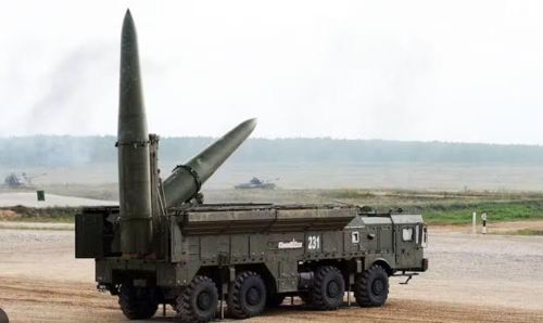 Các hệ thống phòng không Patriot thường bắt đầu theo dõi mục tiêu ở khoảng cách 100 km và tìm cách thực hiện đánh chặn ở khoảng cách 25 km.