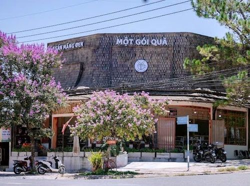 Việc tổ chức các hoạt động văn hóa, nghệ thuật vào dịp lễ Quốc khánh 2.9 sẽ góp phần kéo du khách đến các điểm tham quan, mua sắm và tìm hiểu sản phẩm đặc trưng Măng Đen