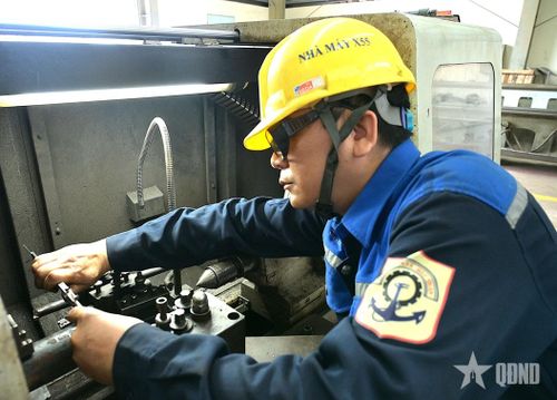 Tận tụy, tỉ mỉ trong mọi công việc.