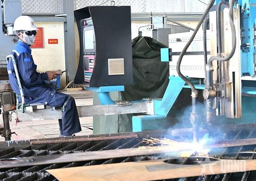Tất cả đều chung một quyết tâm bảo đảm chất lượng, bàn giao đúng tiến độ các sản phẩm.