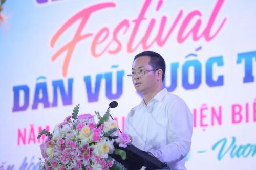 Ông Trần Hải Hà - Giám đốc Sở VH,TT&DL tỉnh Điện Biên phát biểu khai mạc.