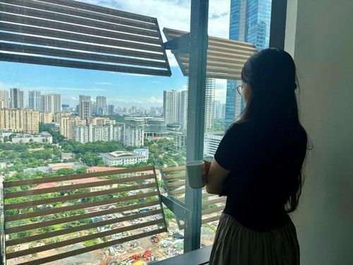 Bố mẹ lo lắng khi tôi đã 35 tuổi nhưng vẫn chưa có ý định kết hôn. Ảnh minh hoạ