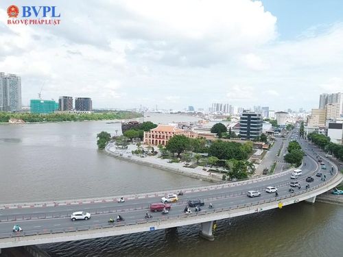Bến Nhà Rồng - Khánh Hội vốn nằm ở vị trí có giá trị đặc biệt về lịch sử, đồng thời sở hữu lợi thế lớn về cảnh quan ven sông.